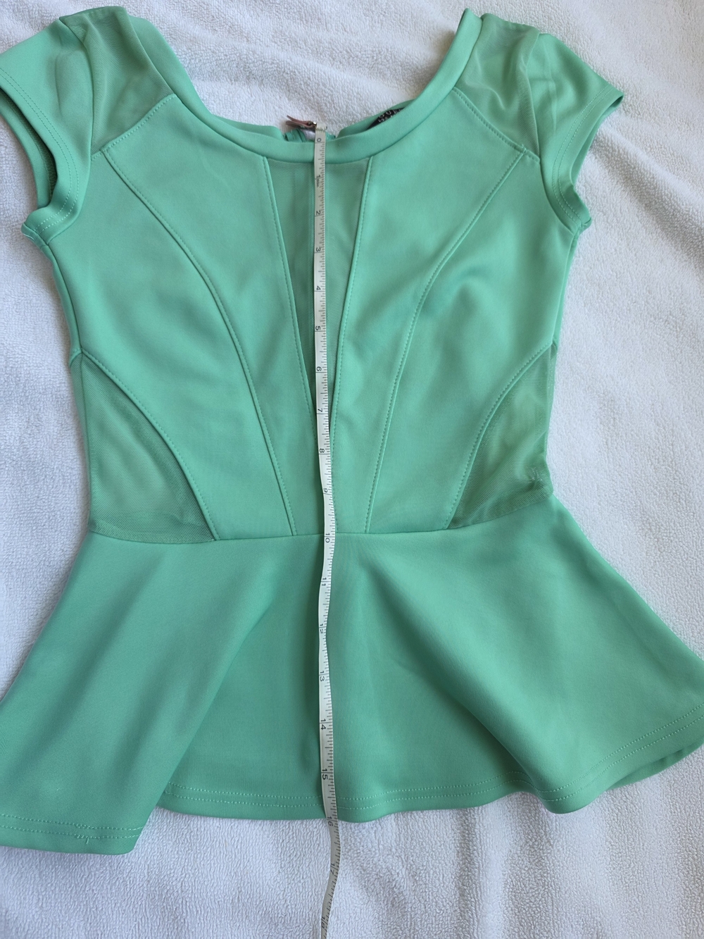 GUESS Mint Green Mesh Panel Peplum Top XXS Stretch Fitted - Picture 7 of 8